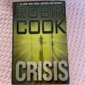 Hardcover Robin Cook Crisis